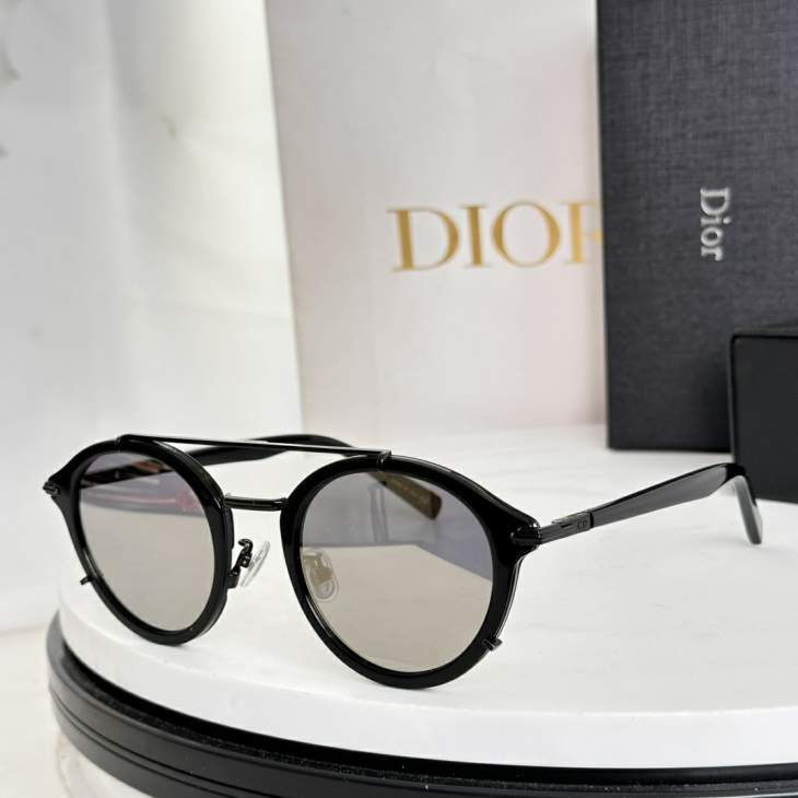 Picture of Dior Sunglasses _SKUfw77644394fw